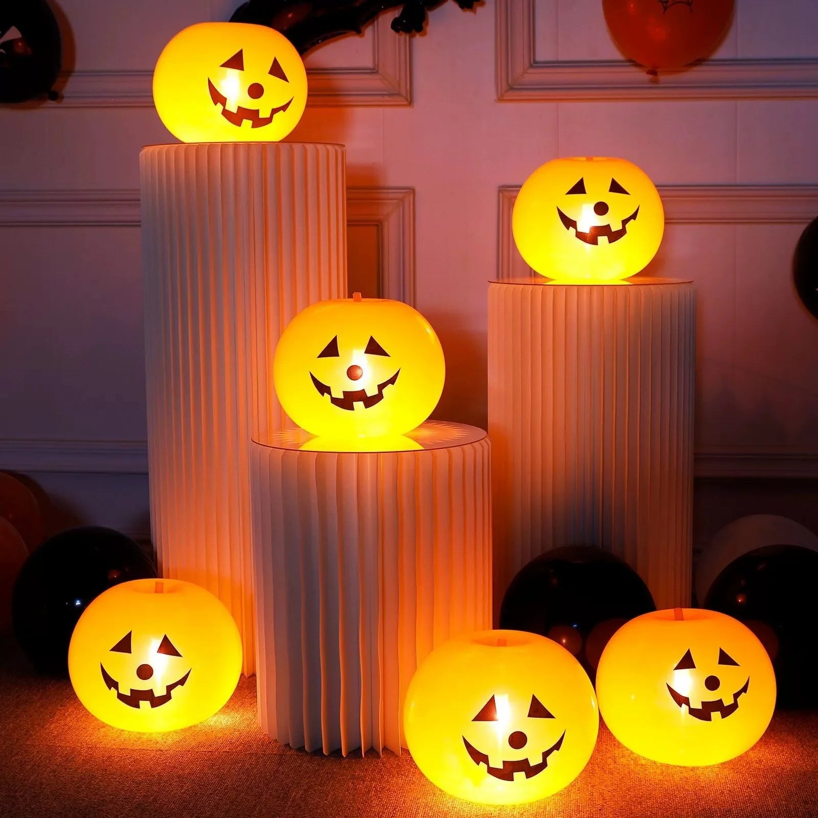 Spook-tacular 5/10 Pack of Halloween Pumpkin Balloons for Your Festive Decor! 🎃🎈✨