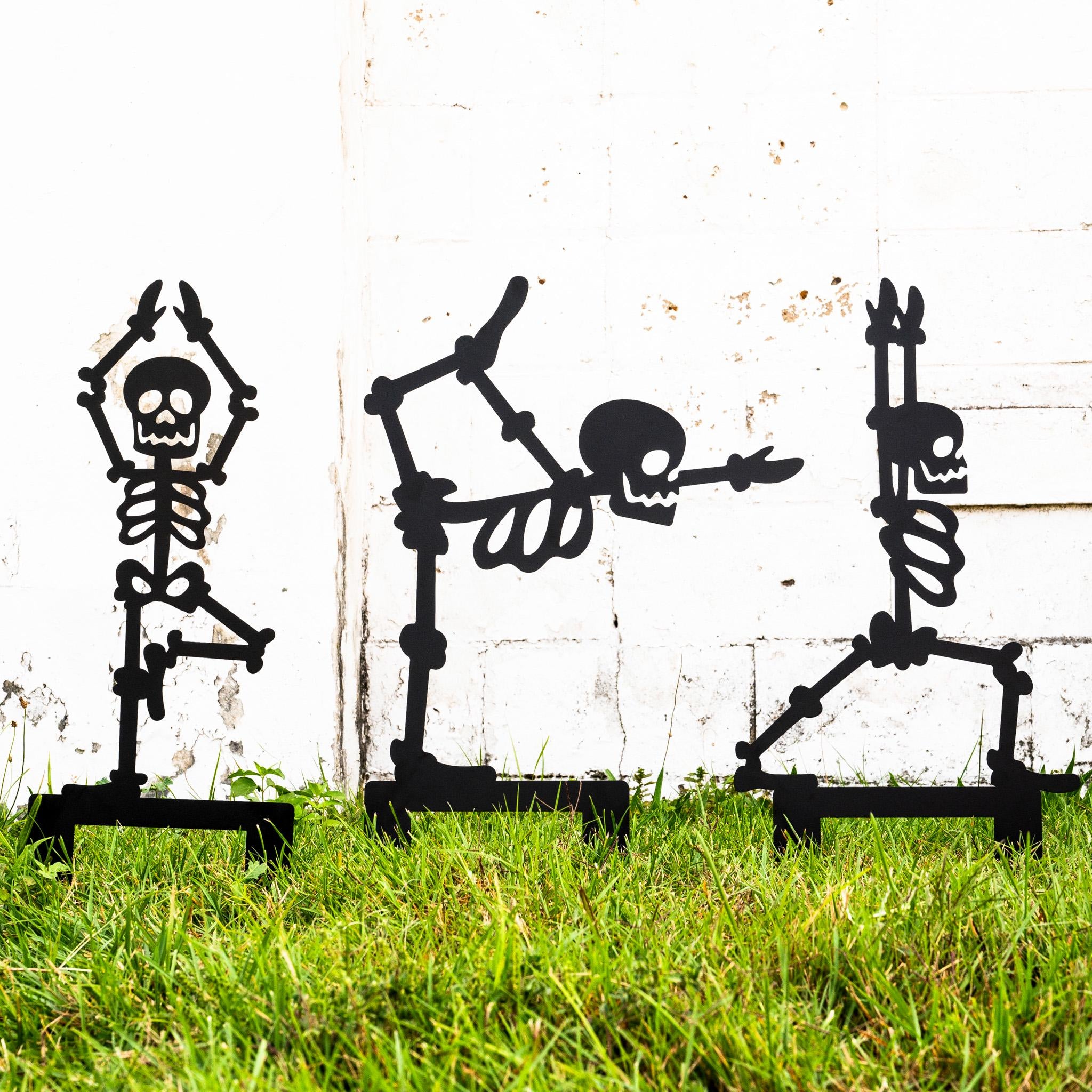 Spook Up Your Yard with Our Outdoor Skeleton Halloween Decor! 🎃👻 Perfect for Garden & Yard! #HalloweenVibes #SpookySeason