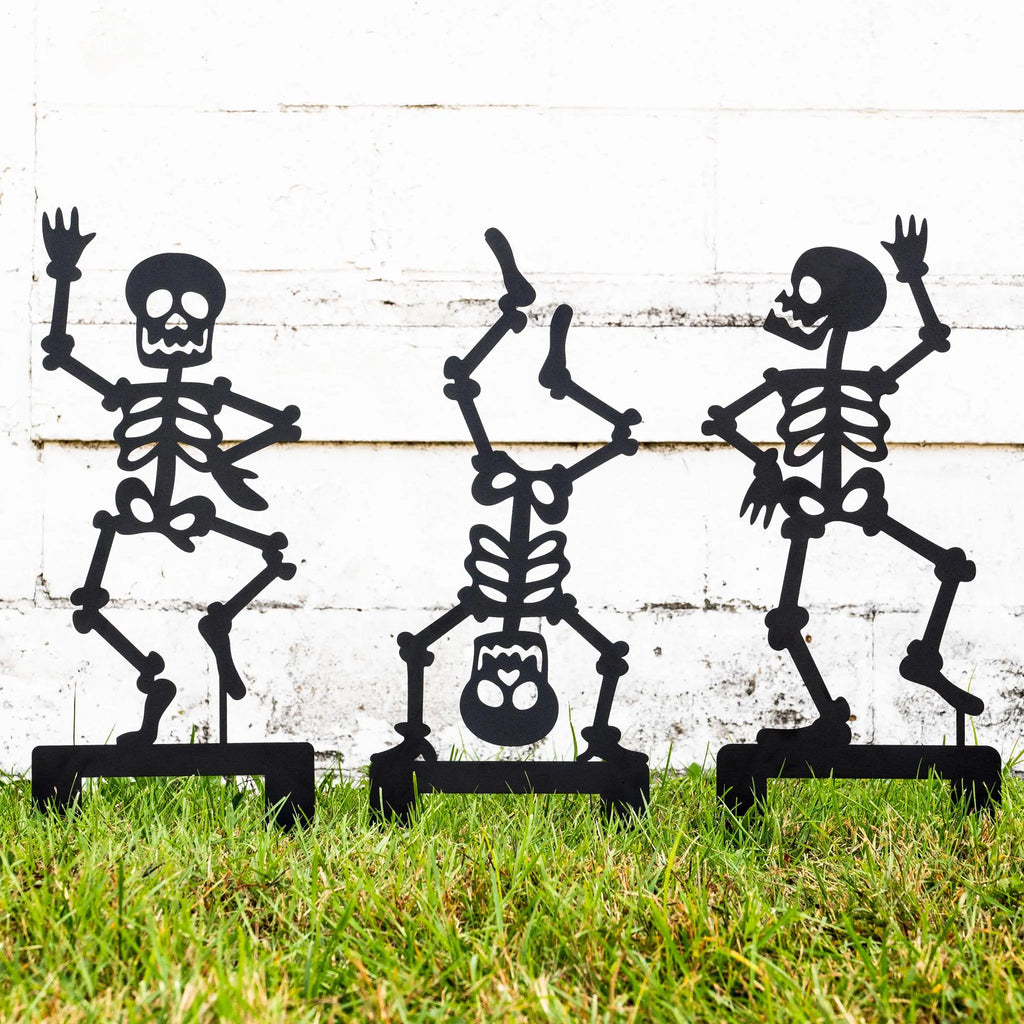 Spook Up Your Yard with Our Outdoor Skeleton Halloween Decor! 🎃👻 Perfect for Garden & Yard! #HalloweenVibes #SpookySeason